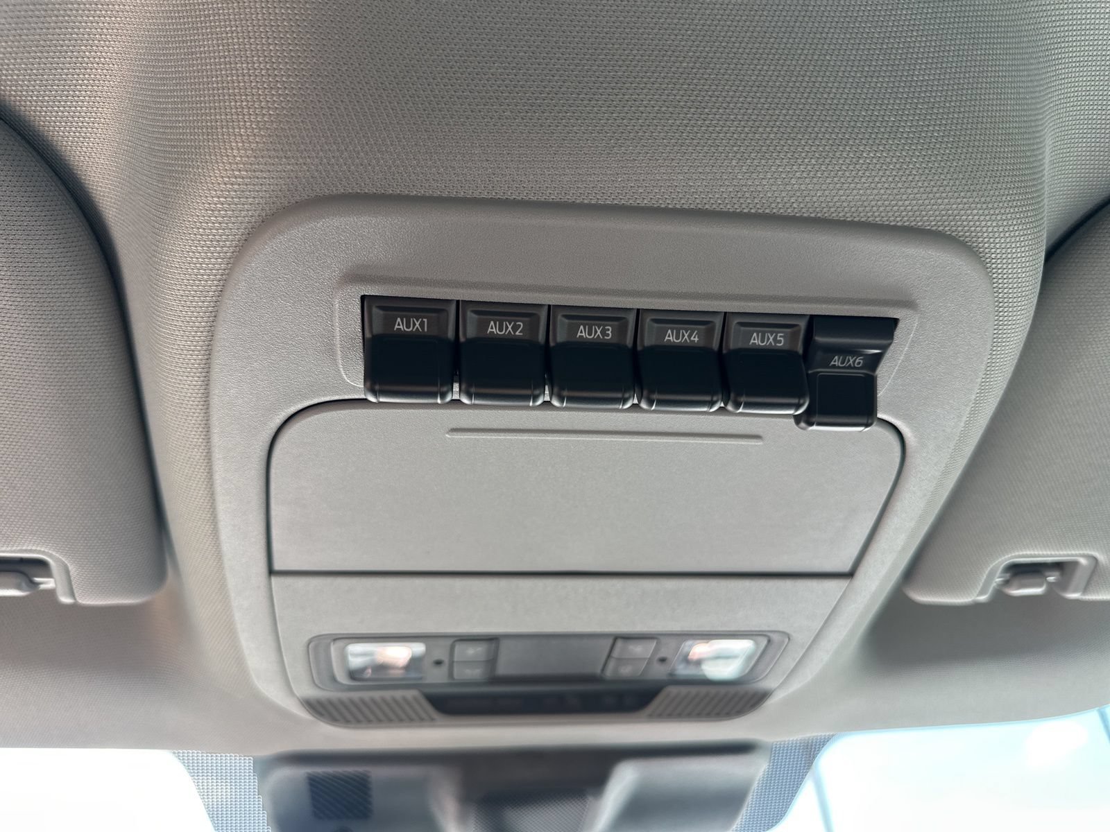 New 2026 Ford F550 4x4 Regular Cab Super Duty image 15