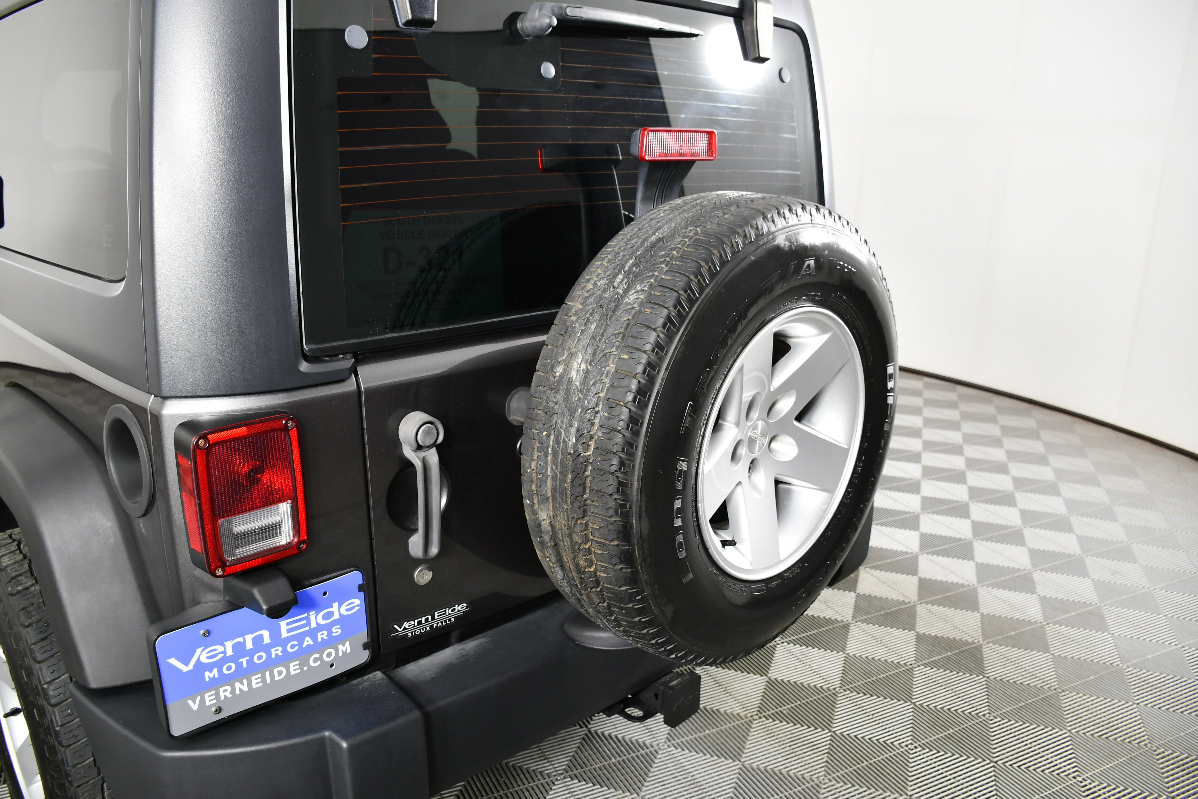Used 2014 Jeep Wrangler Sport image 15