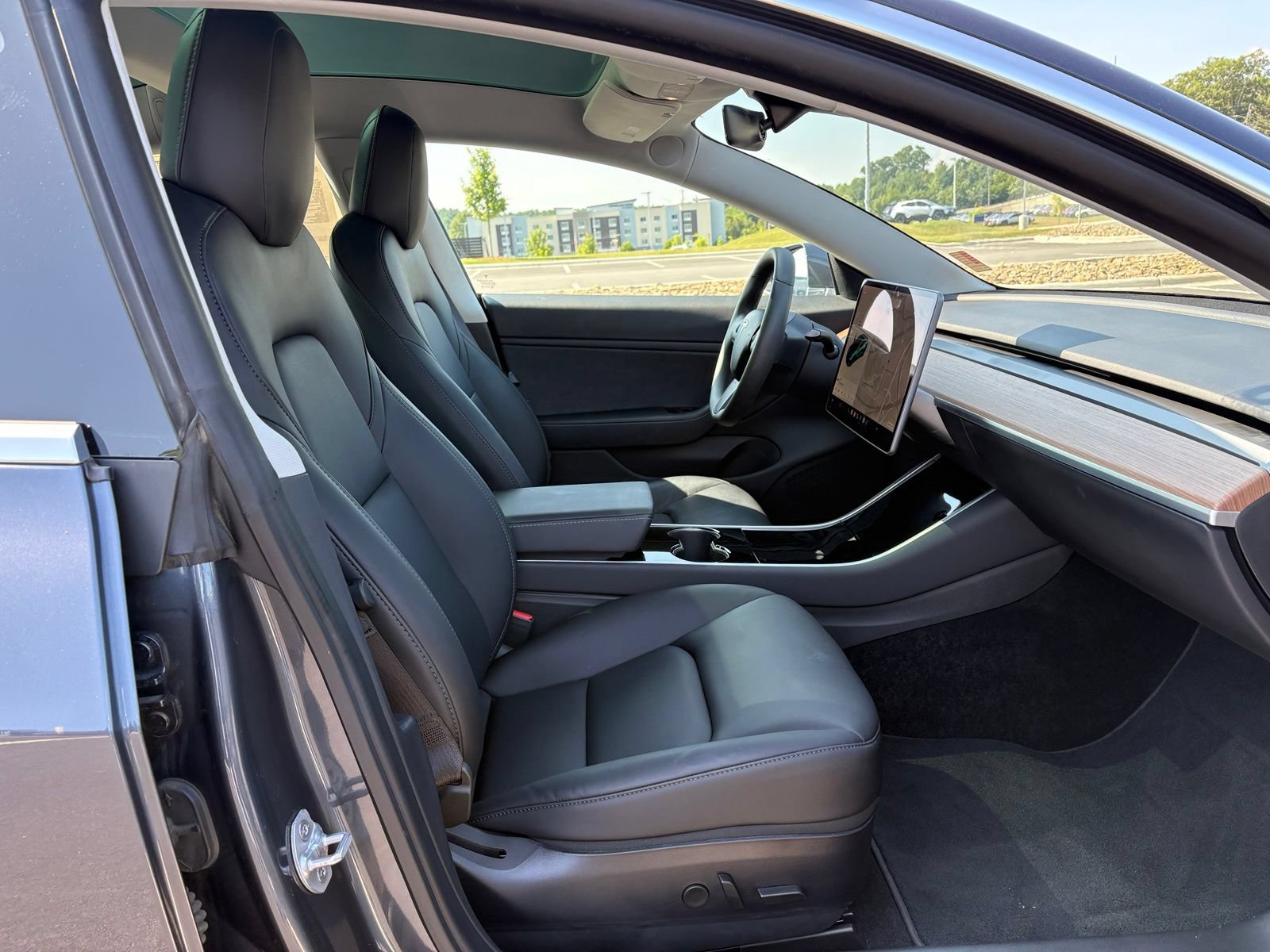 Used 2020 Tesla Model 3 Long Range AWD/4WD image 29