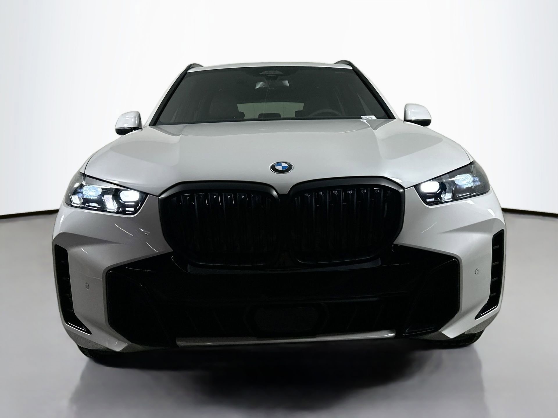 New 2026 BMW X5 xDrive40i image 2