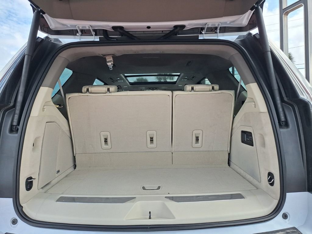 New 2026 Cadillac Escalade Platinum Luxury w/ LPO, Floor Liner Package AWD/4WD image 27