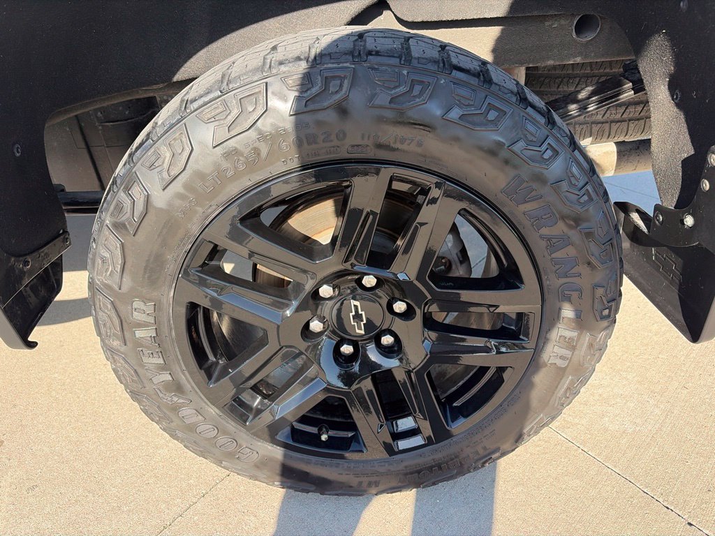 Used 2021 Chevrolet Silverado 1500 LT Trail Boss AWD/4WD image 17