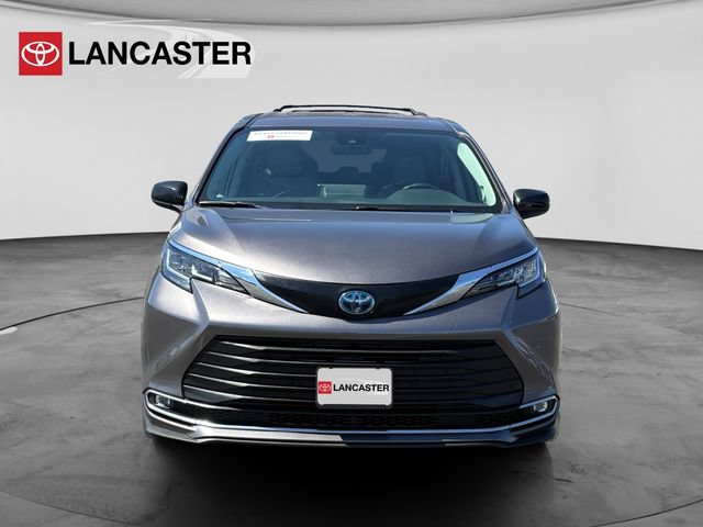 Certified 2022 Toyota Sienna XLE w/ XLE Plus Package FWD video 2