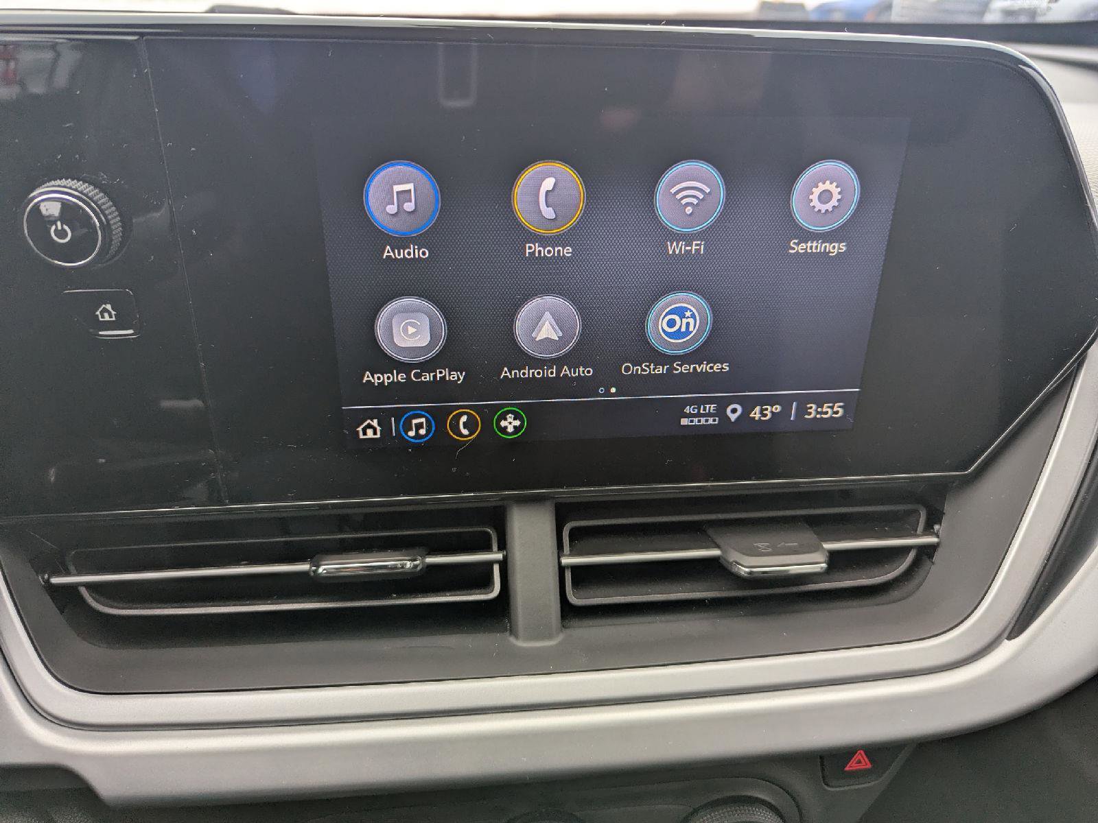 Certified 2024 Chevrolet Trax RS w/ Driver Confidence Package image 14