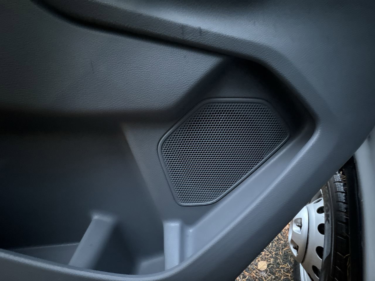 Used 2019 Ford Transit 350 XL image 16