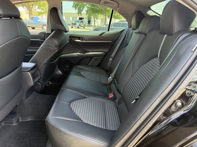 Used 2021 Toyota Camry SE FWD image 23