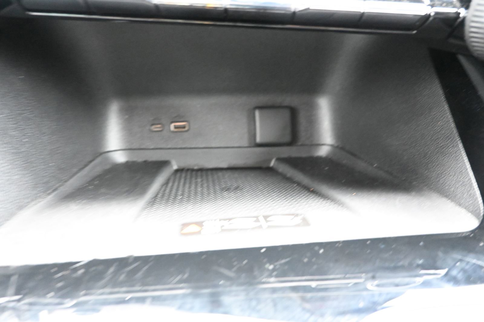 Used 2025 Chevrolet Traverse LT FWD image 22