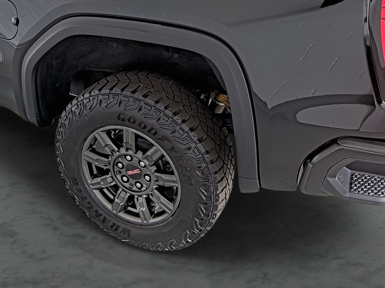 Used 2024 GMC Sierra 1500 AT4X AWD/4WD image 9