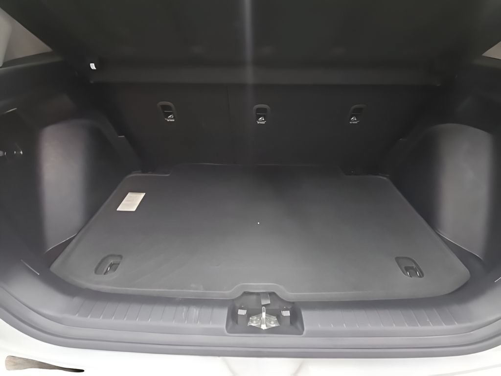 Used 2022 Hyundai Venue Limited FWD image 18