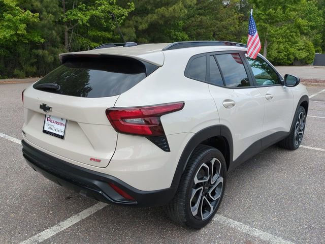 Used 2026 Chevrolet Trax RS w/ Driver Confidence Package image 4