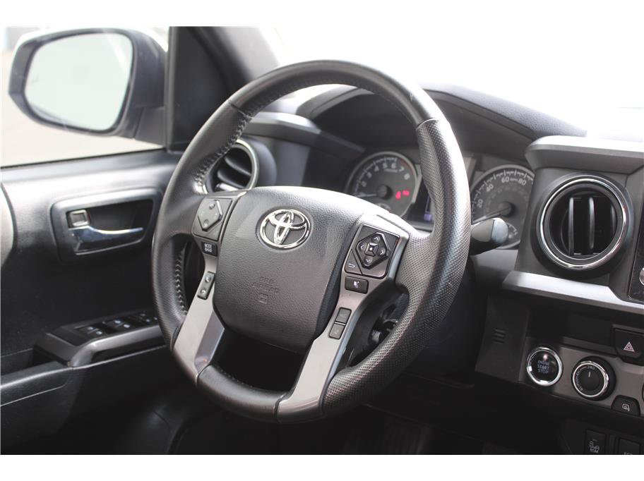 Used 2019 Toyota Tacoma TRD Pro AWD/4WD image 14