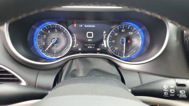 Certified 2024 Chrysler Pacifica Touring-L image 12