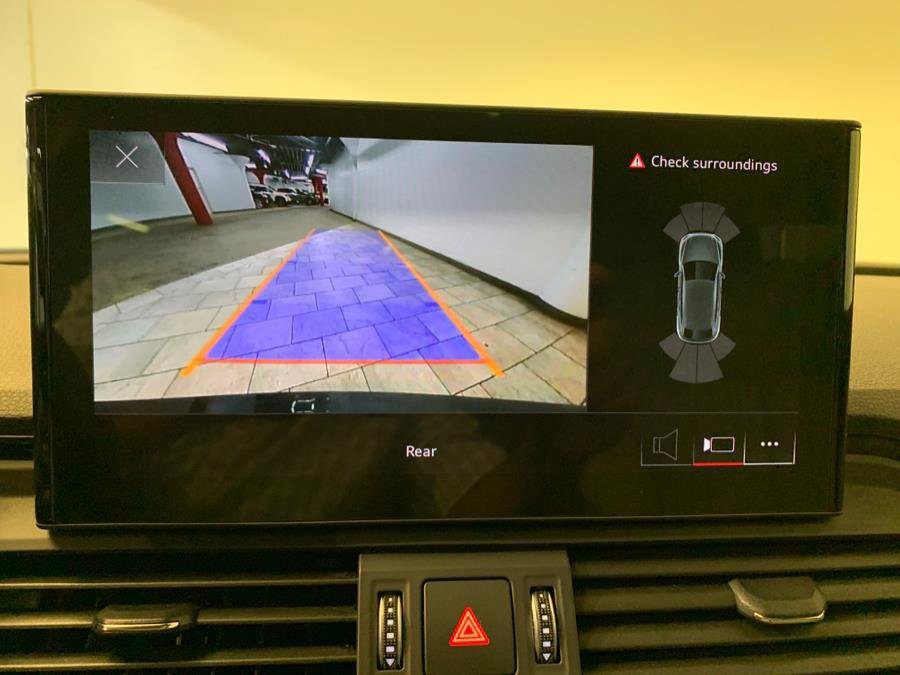 Used 2022 Audi Q5 2.0T Premium image 24