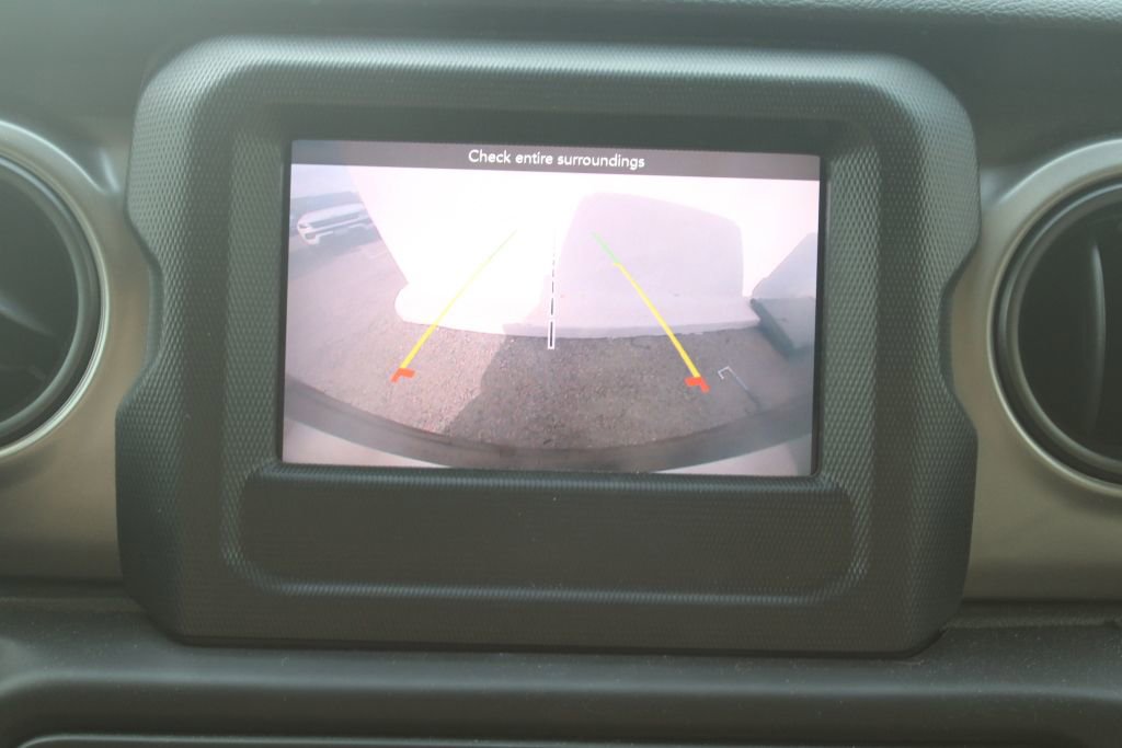 Used 2021 Jeep Wrangler Sport S image 19