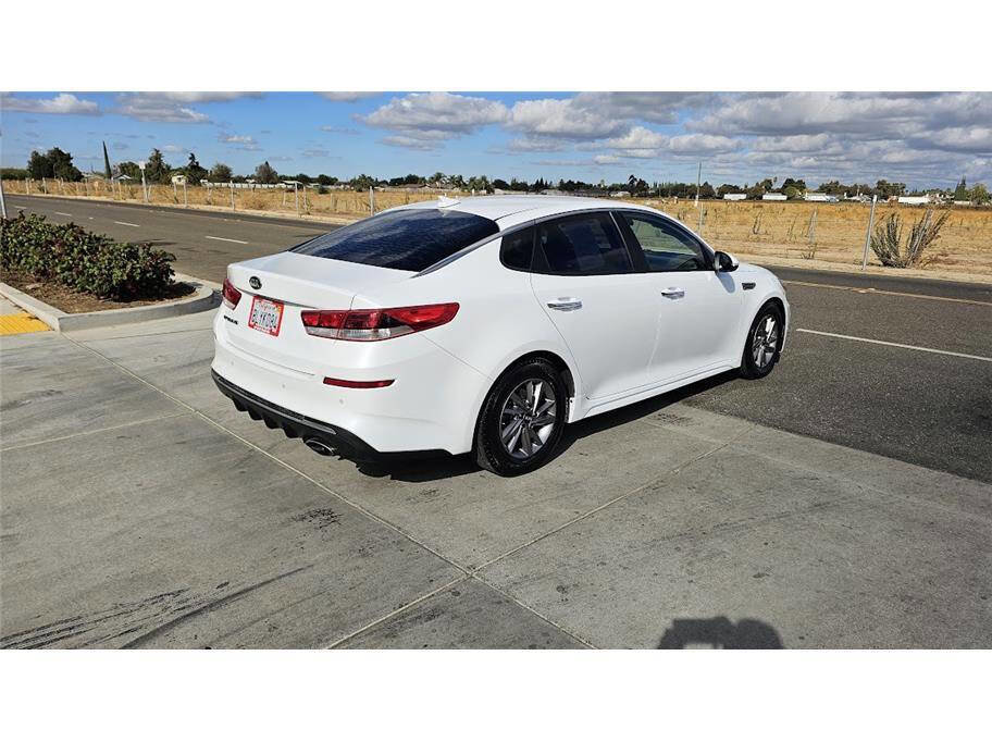Used 2019 Kia Optima LX FWD image 5
