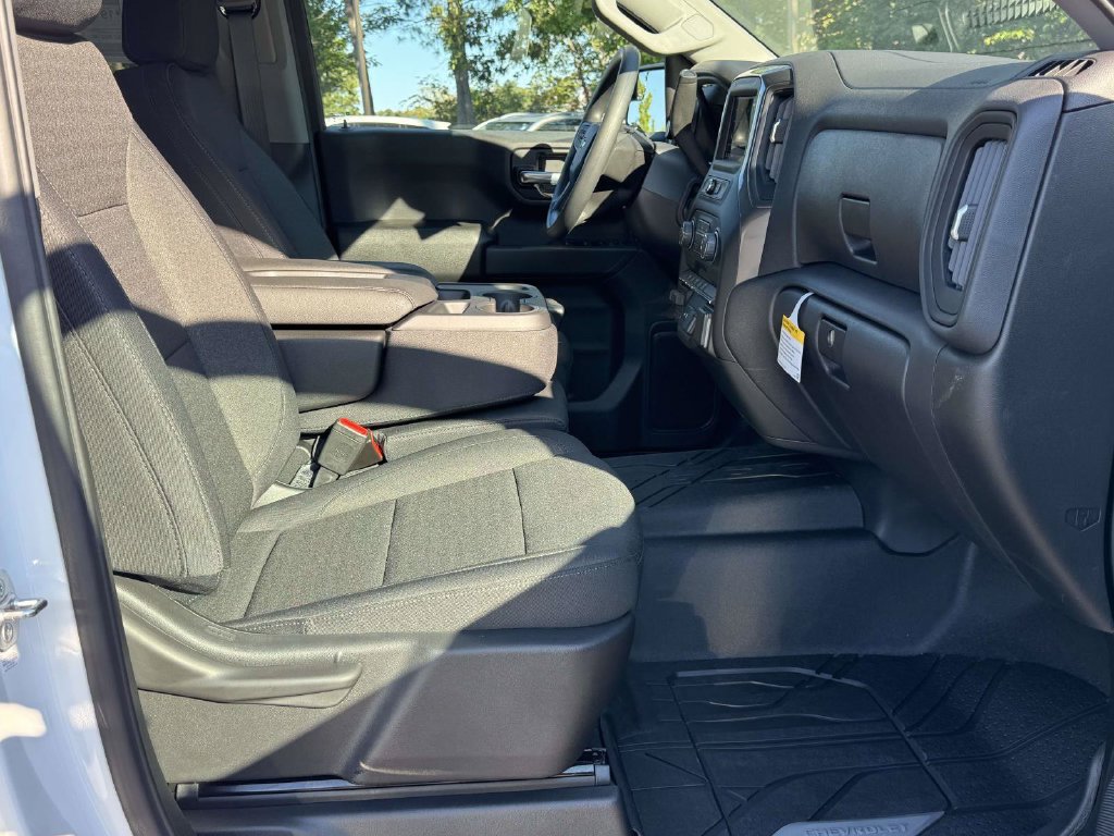 New 2026 Chevrolet Silverado 1500 Custom AWD/4WD image 14