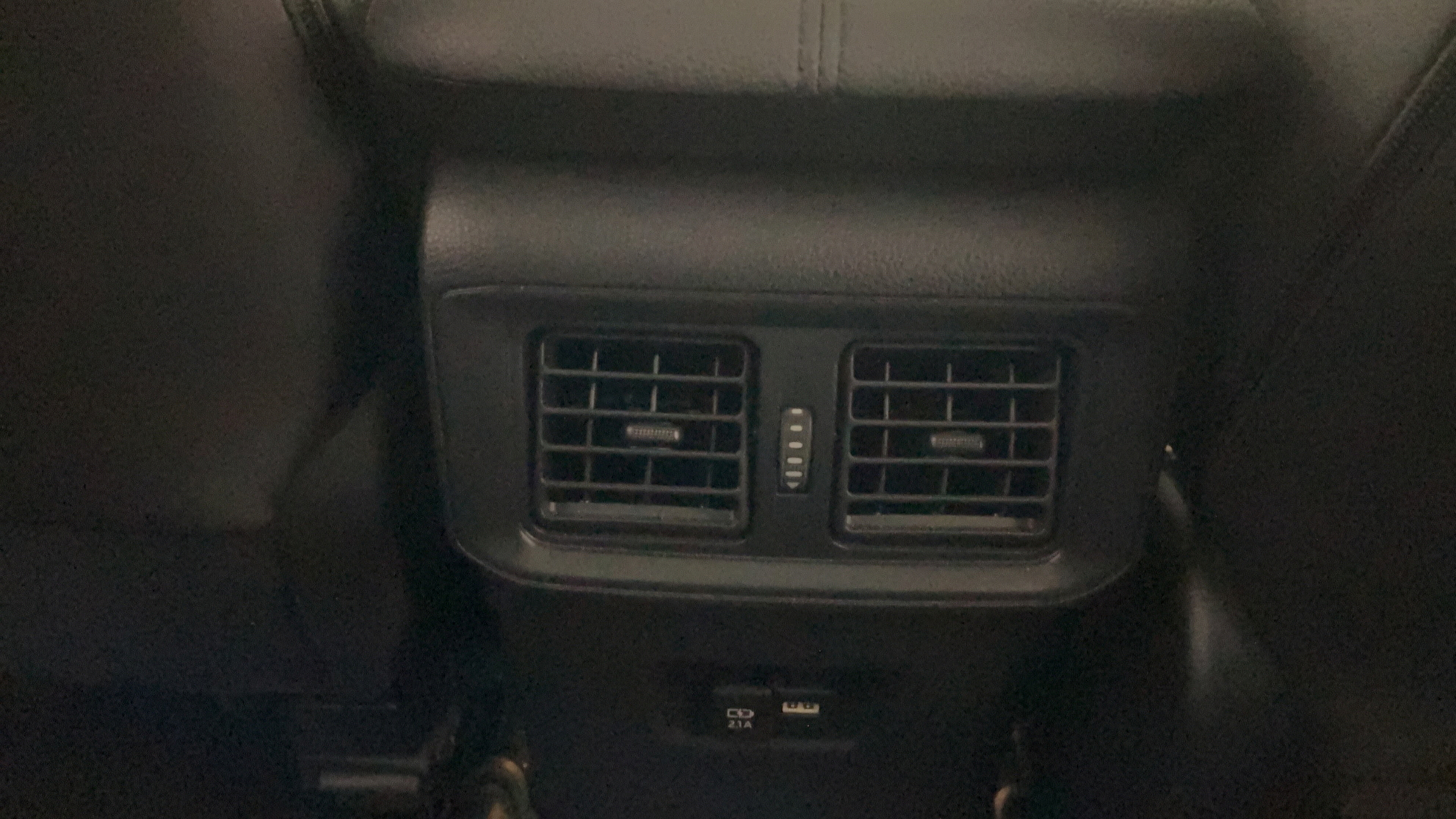 Certified 2021 Toyota RAV4 XLE Premium AWD/4WD image 38