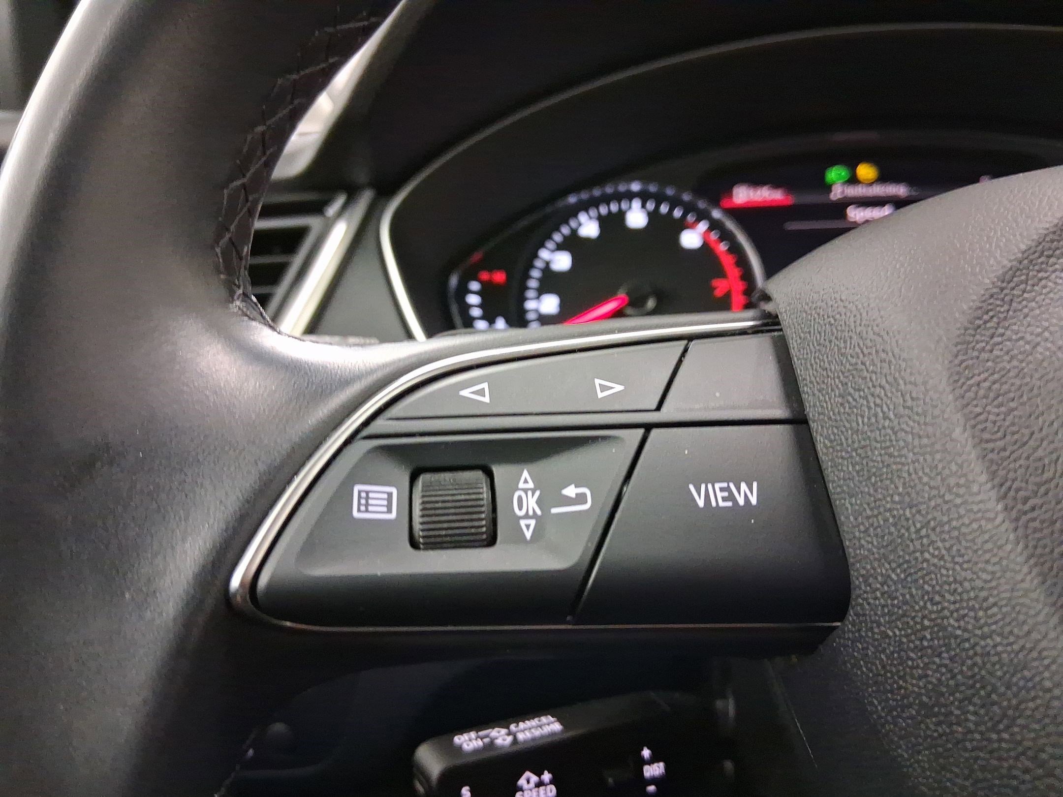 Used 2023 Audi Q5 2.0T Premium image 15