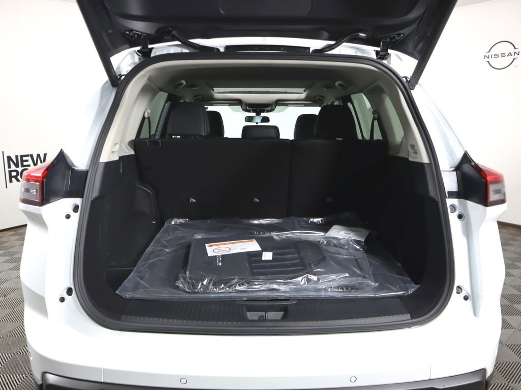 New 2026 Nissan Rogue SV image 21