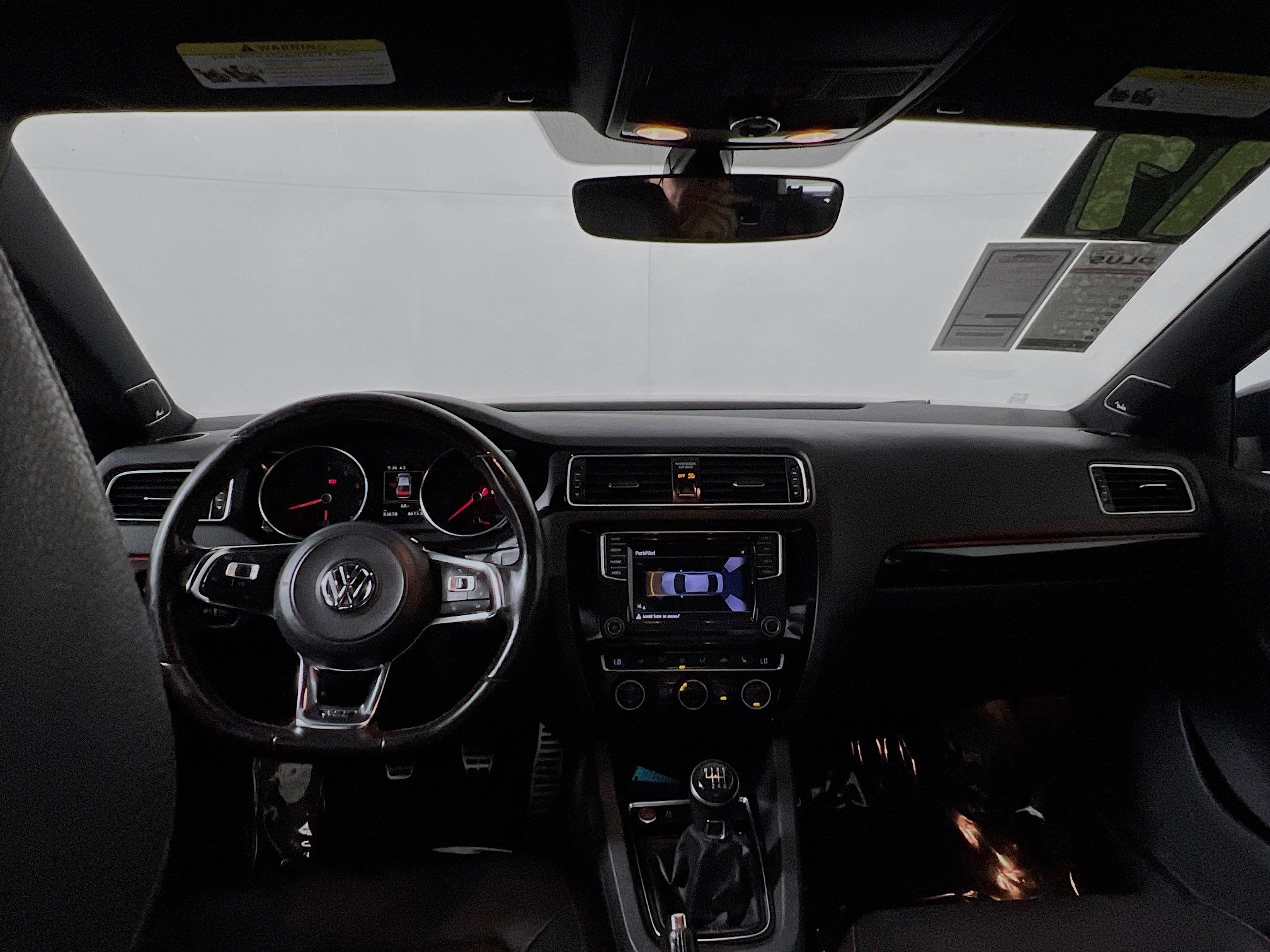 Used 2017 Volkswagen Jetta GLI FWD image 30