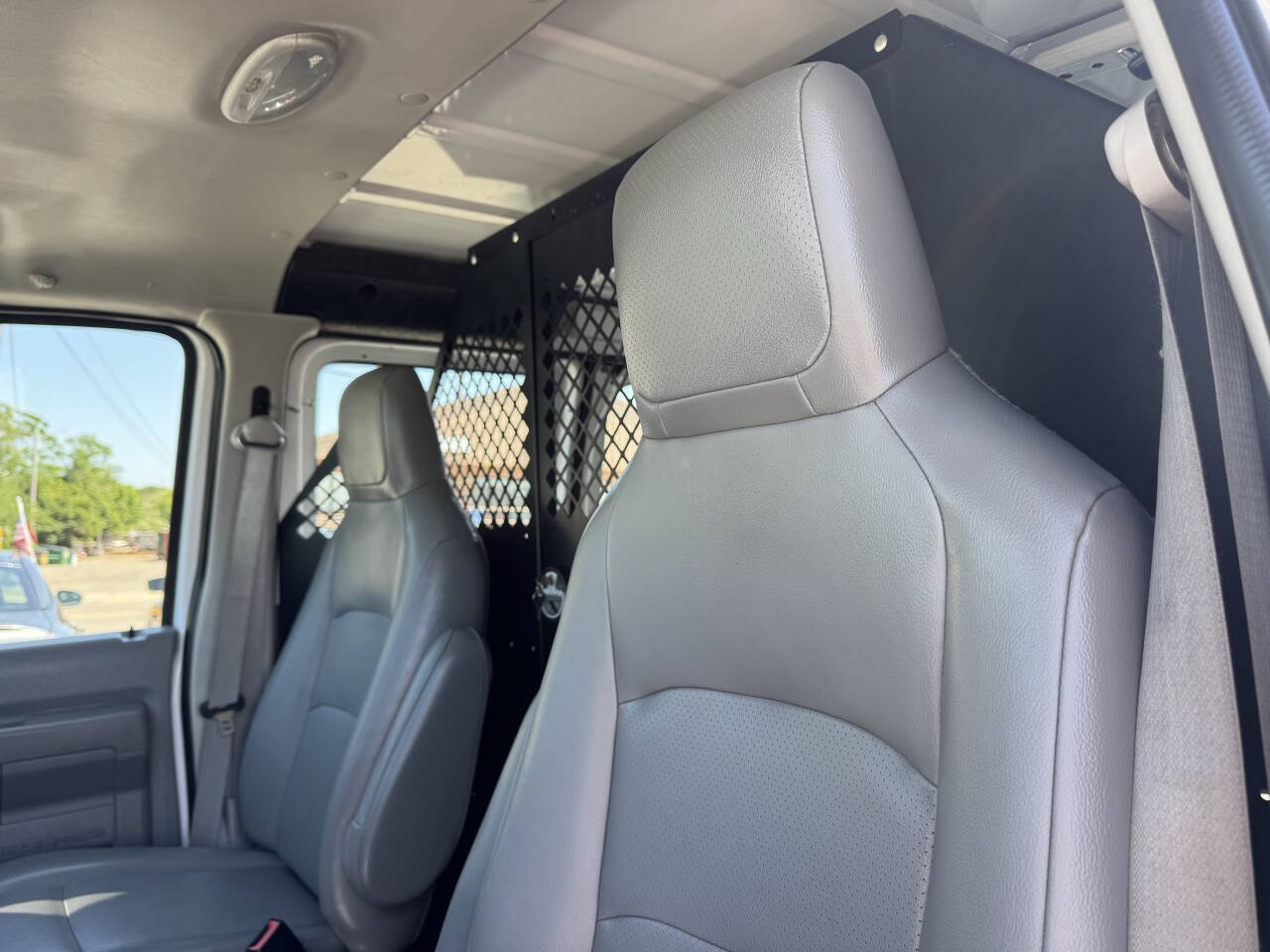 Used 2012 Ford E-250 and Econoline 250 w/ Commercial Cargo Van Pkg RWD image 15