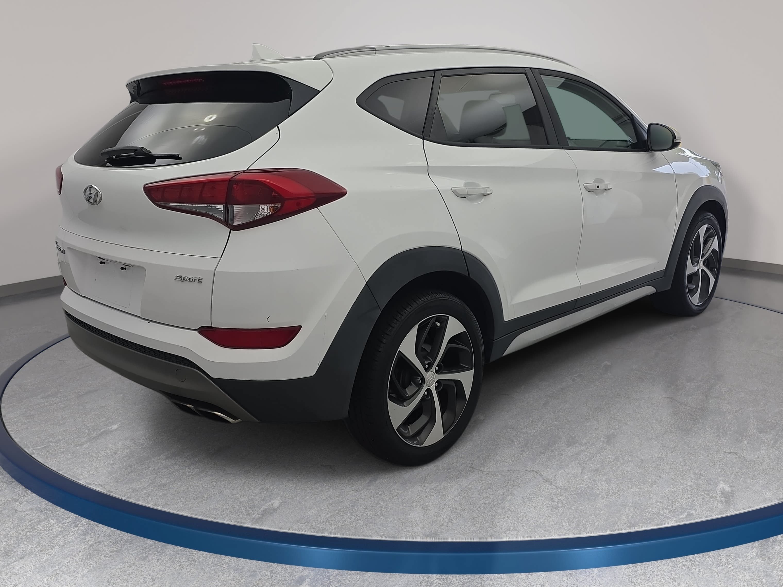 Used 2018 Hyundai Tucson Sport FWD image 5
