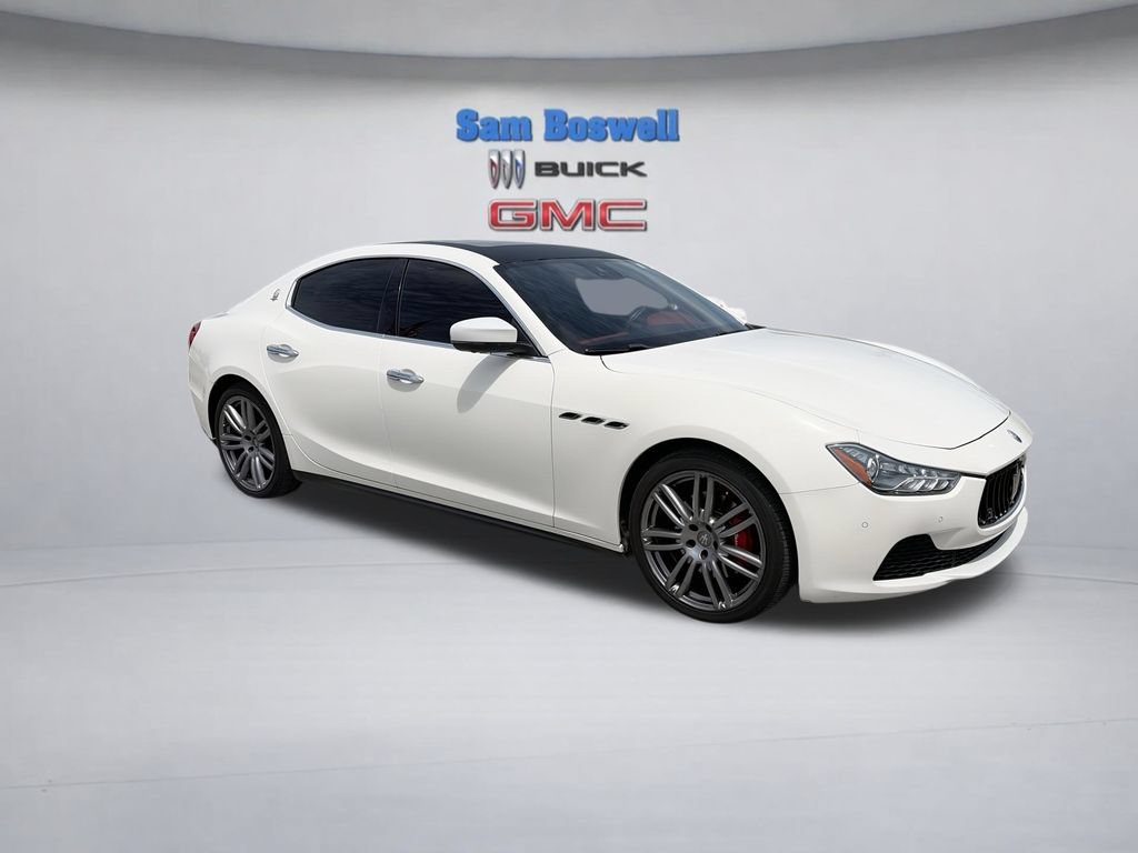 Used 2017 Maserati Ghibli w/ Luxury Package RWD image 2