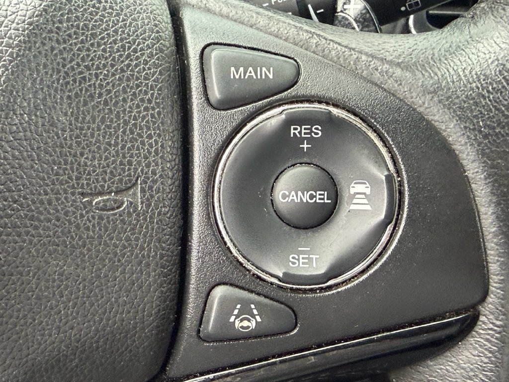 Used 2021 Honda HR-V EX-L image 28