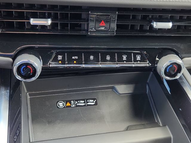 New 2026 Chevrolet Tahoe LT w/ Comfort Package AWD/4WD image 31