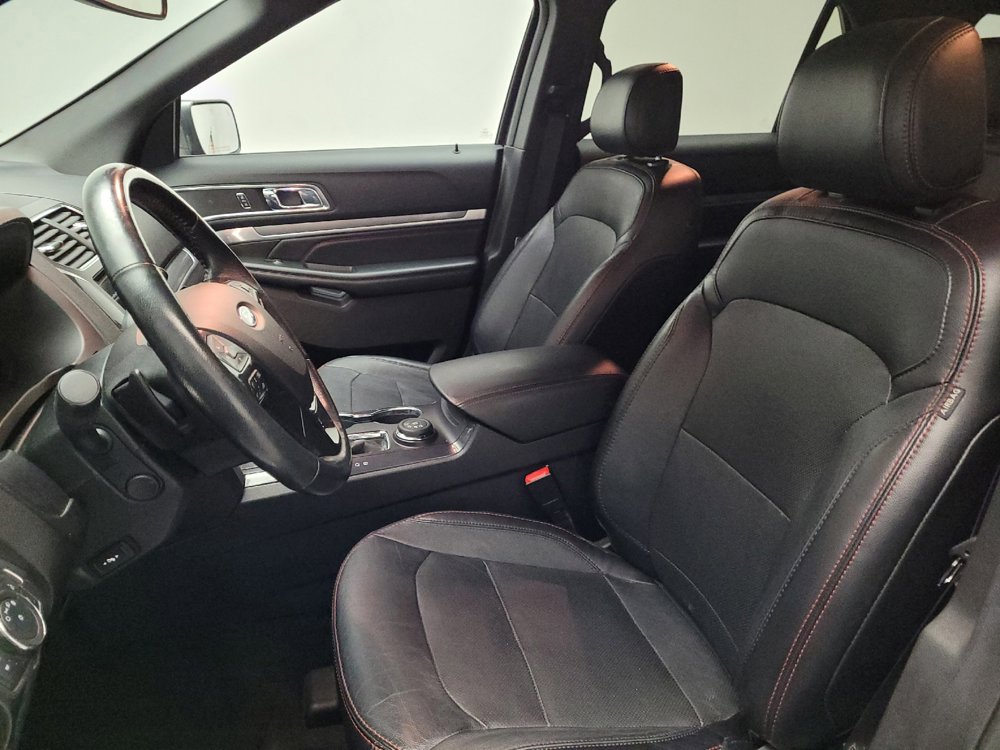 Used 2017 Ford Explorer Sport w/ Equipment Group 401A AWD/4WD image 17