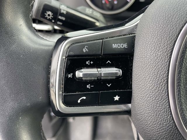 Used 2024 Kia Carnival LX image 13