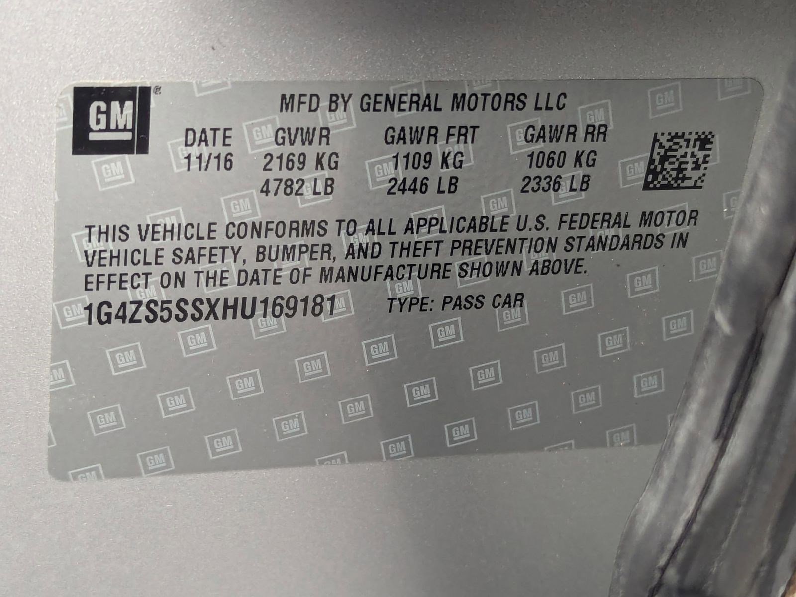 Used 2017 Buick LaCrosse Premium w/ Sun and Shade Package image 20