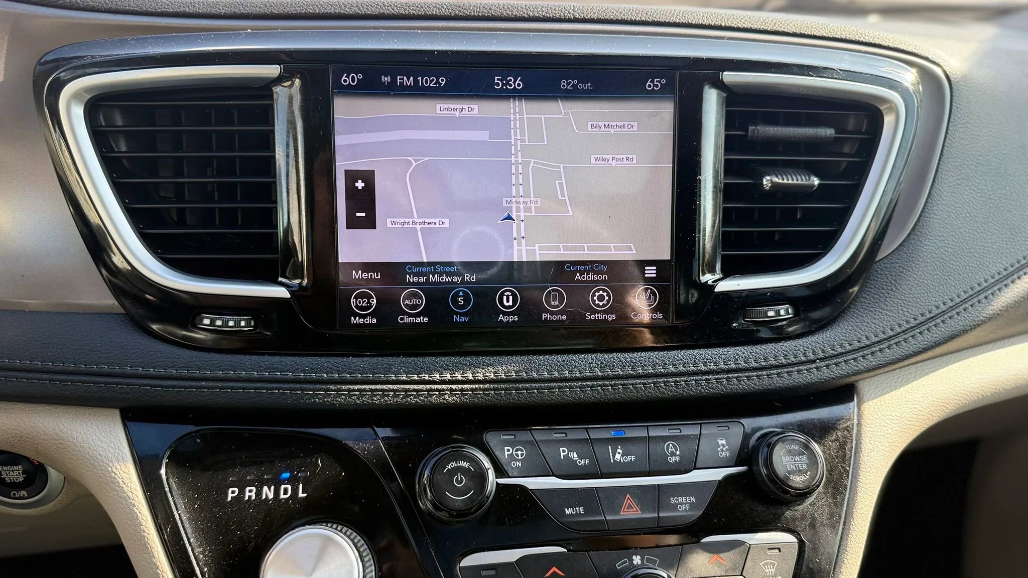 Used 2018 Chrysler Pacifica Limited image 15