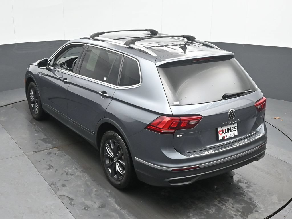 Used 2022 Volkswagen Tiguan SE AWD/4WD image 37