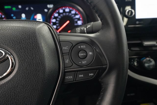 Used 2022 Toyota Camry XSE w/ Navigation Package FWD image 6