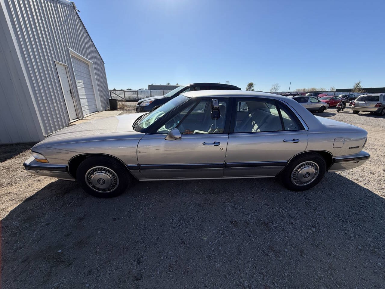 Used 1996 Buick Le Sabre Limited FWD image 2