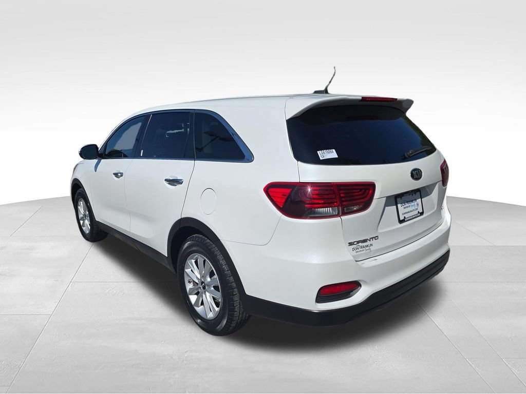 Used 2020 Kia Sorento FWD V6 image 3