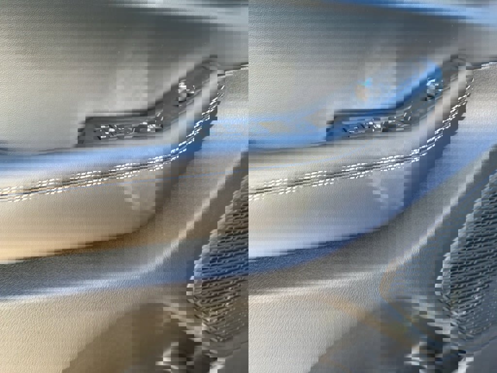 New 2025 Jeep Grand Cherokee Laredo X image 11