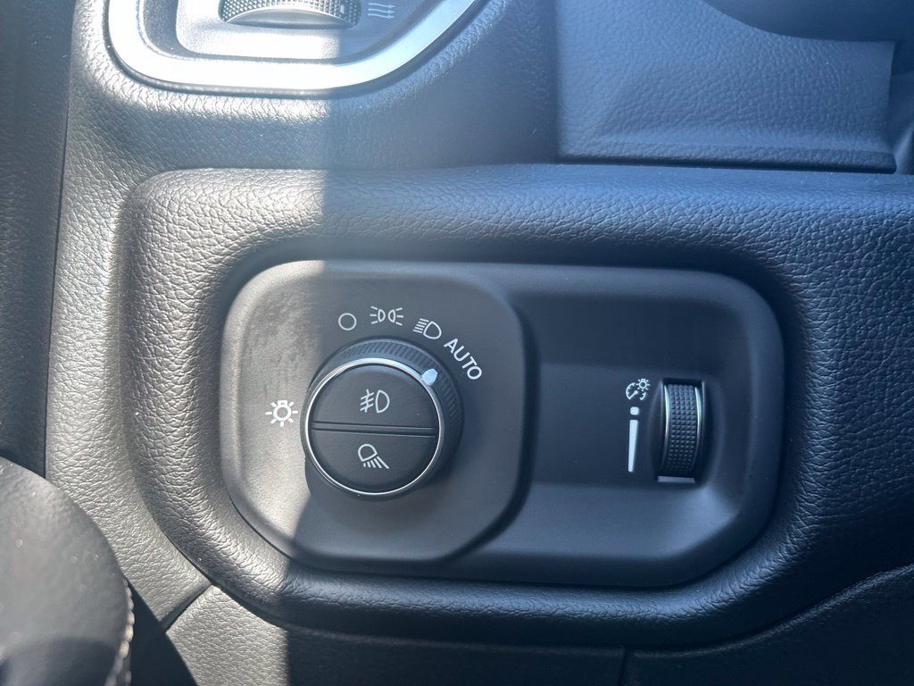 New 2027 RAM 3500 Big Horn AWD/4WD image 20