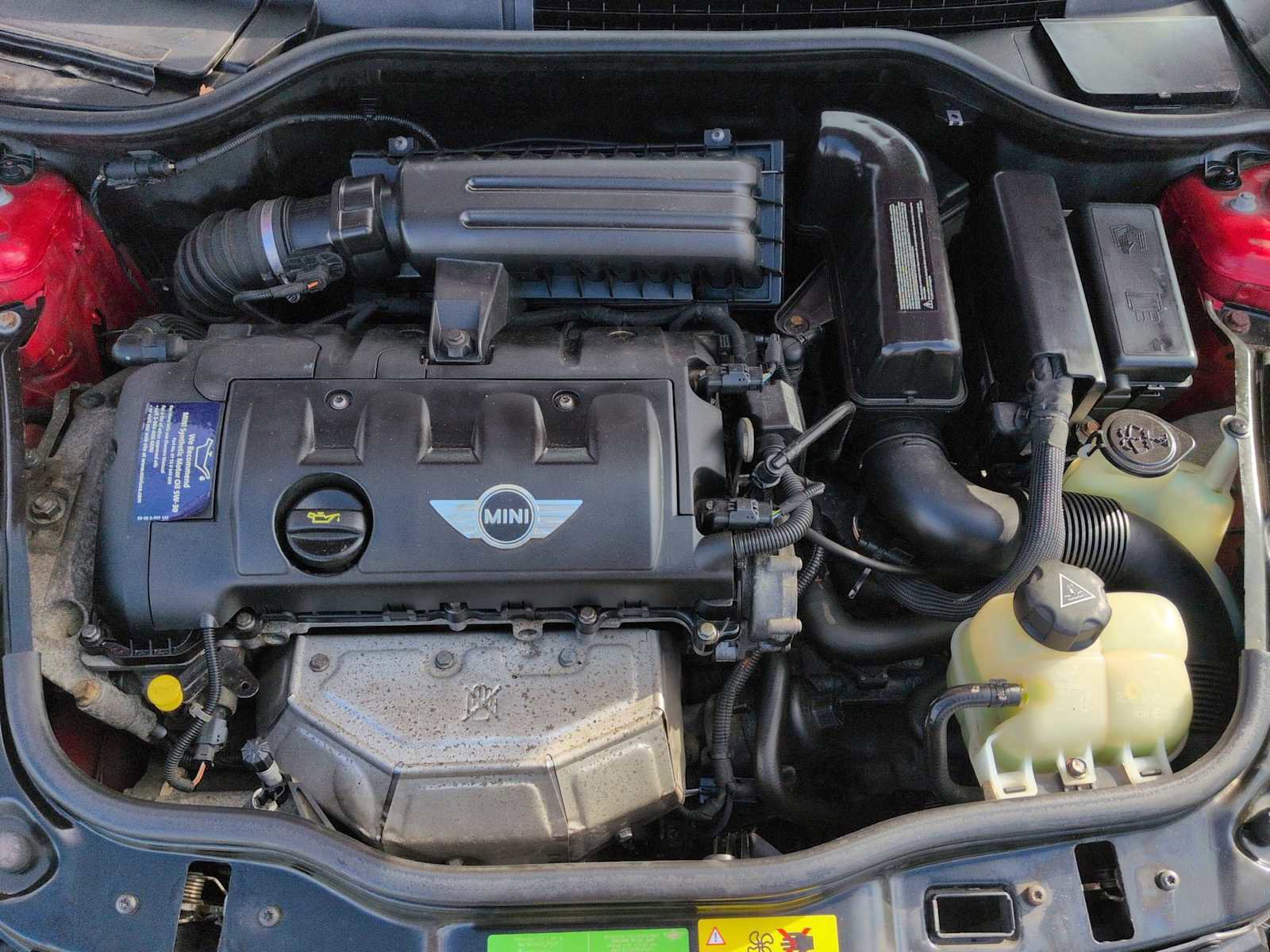 Used 2011 MINI Cooper Hardtop image 15