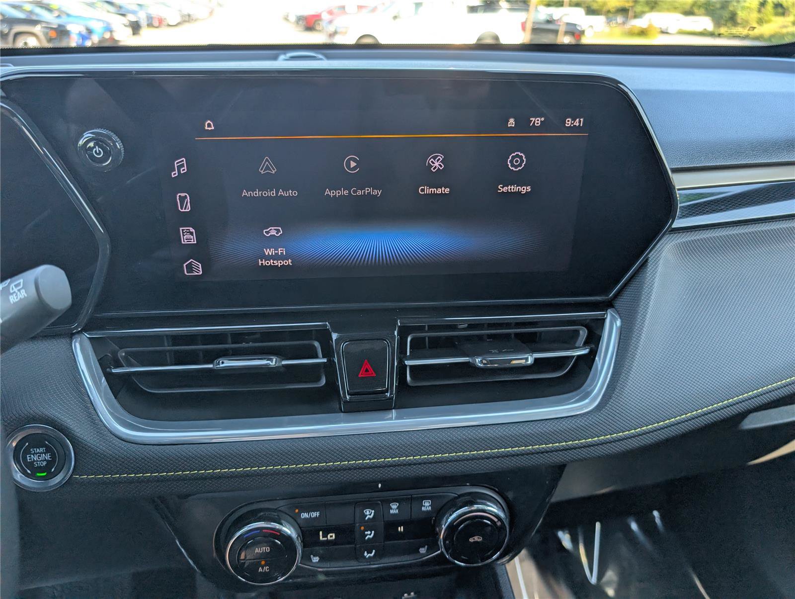 Used 2024 Chevrolet TrailBlazer ACTIV w/ Convenience Package AWD/4WD image 28