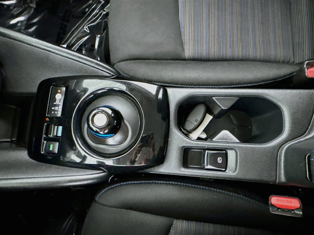 Used 2025 Nissan Leaf SV Plus FWD image 17