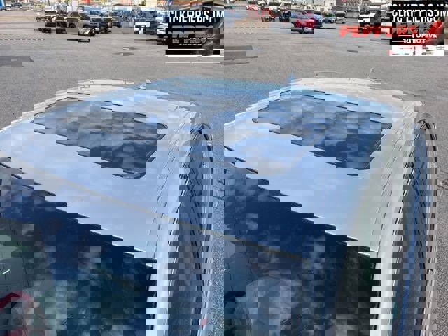 Used 2013 Toyota Avalon Limited image 10