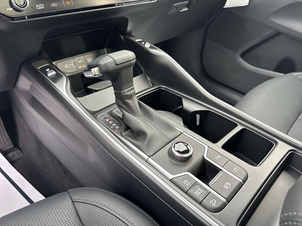 New 2026 Kia Sorento S w/ S Panoramic Sunroof Package FWD image 12