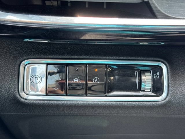 Used 2023 Buick Envision Preferred FWD image 10