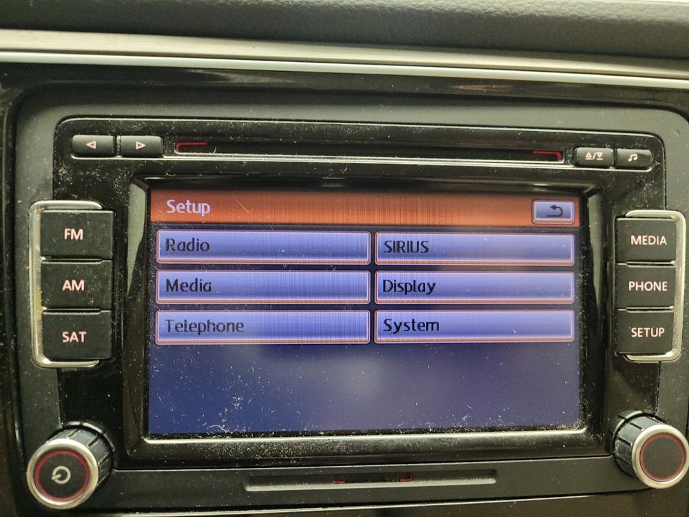 Used 2015 Volkswagen Passat 1.8T SE FWD image 25