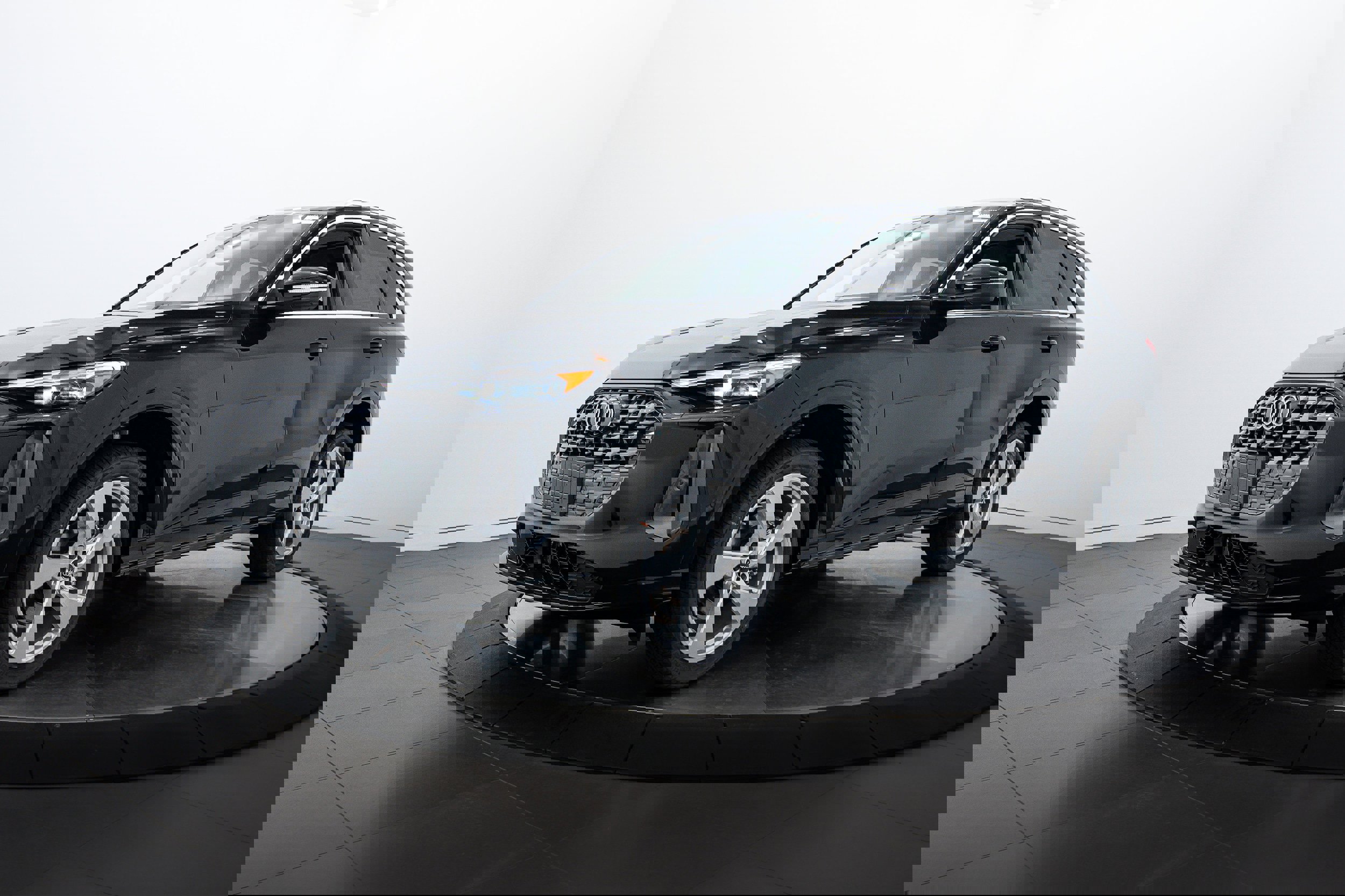 New 2025 Audi Q5 Premium Plus image 6