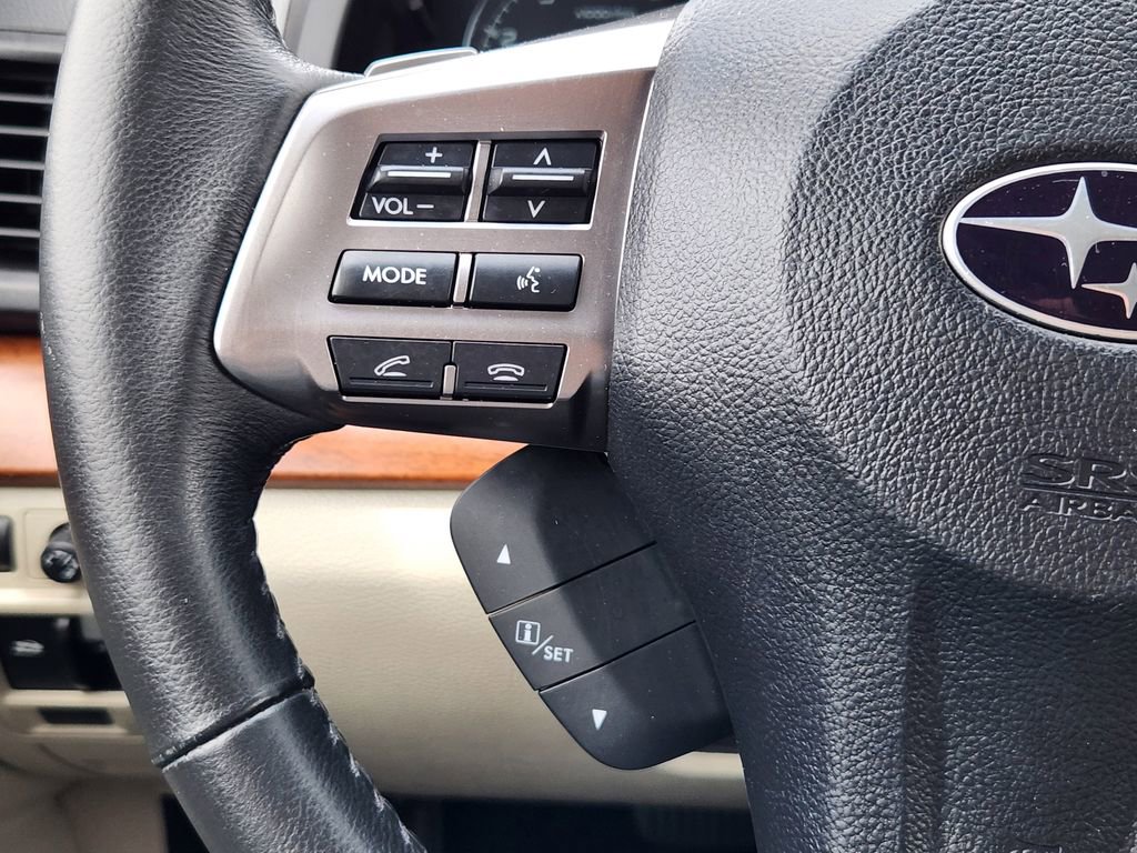 Used 2013 Subaru Outback 2.5i Limited AWD/4WD image 23