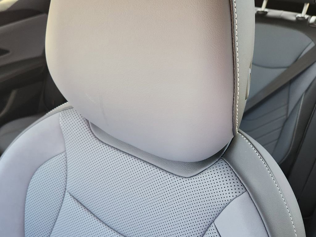 New 2025 Volkswagen Tiguan SE image 5