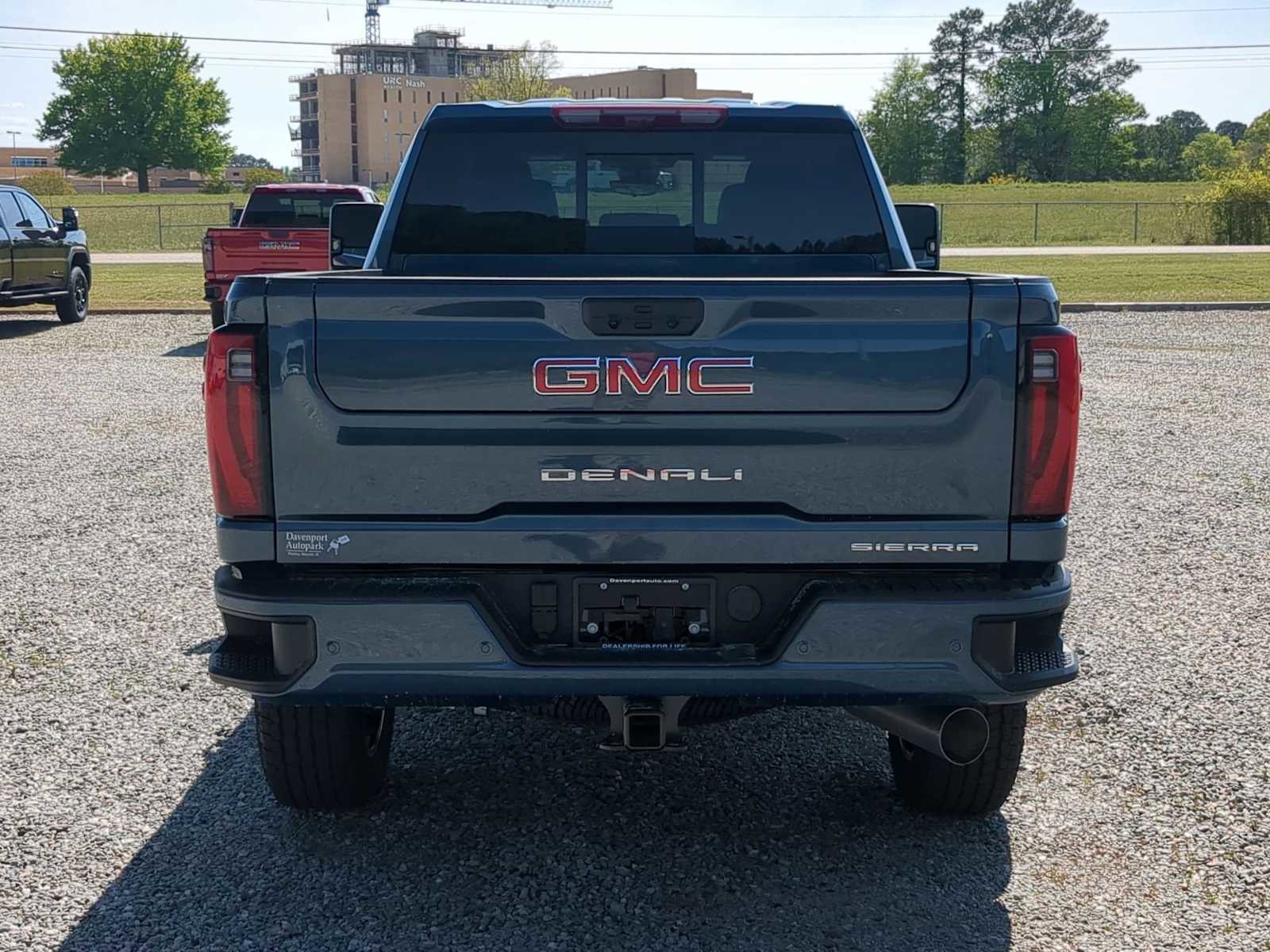 New 2026 GMC Sierra 2500 Denali w/ Denali Reserve Package AWD/4WD image 7